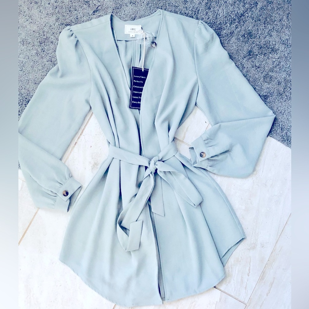 Have size Small belted cardigan/Blazer in mint green flared fit, cinched waist